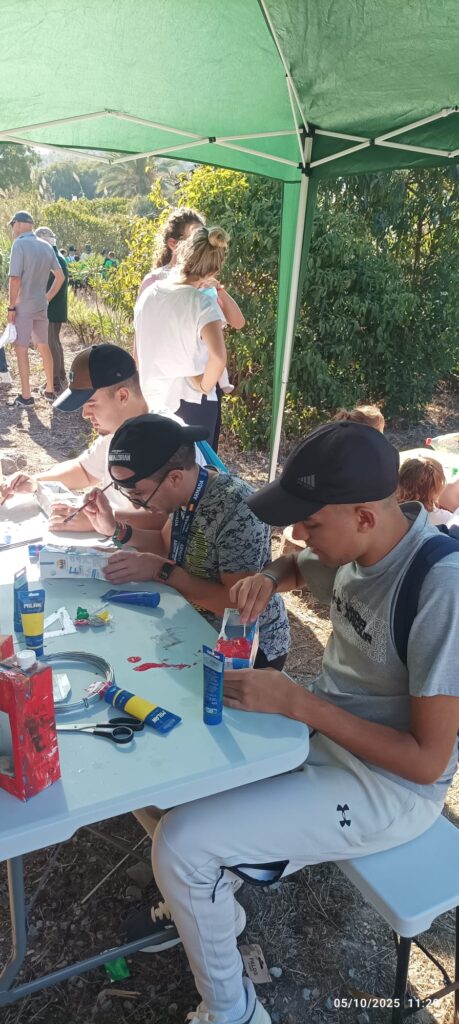 Taller de comederos y bebederos
