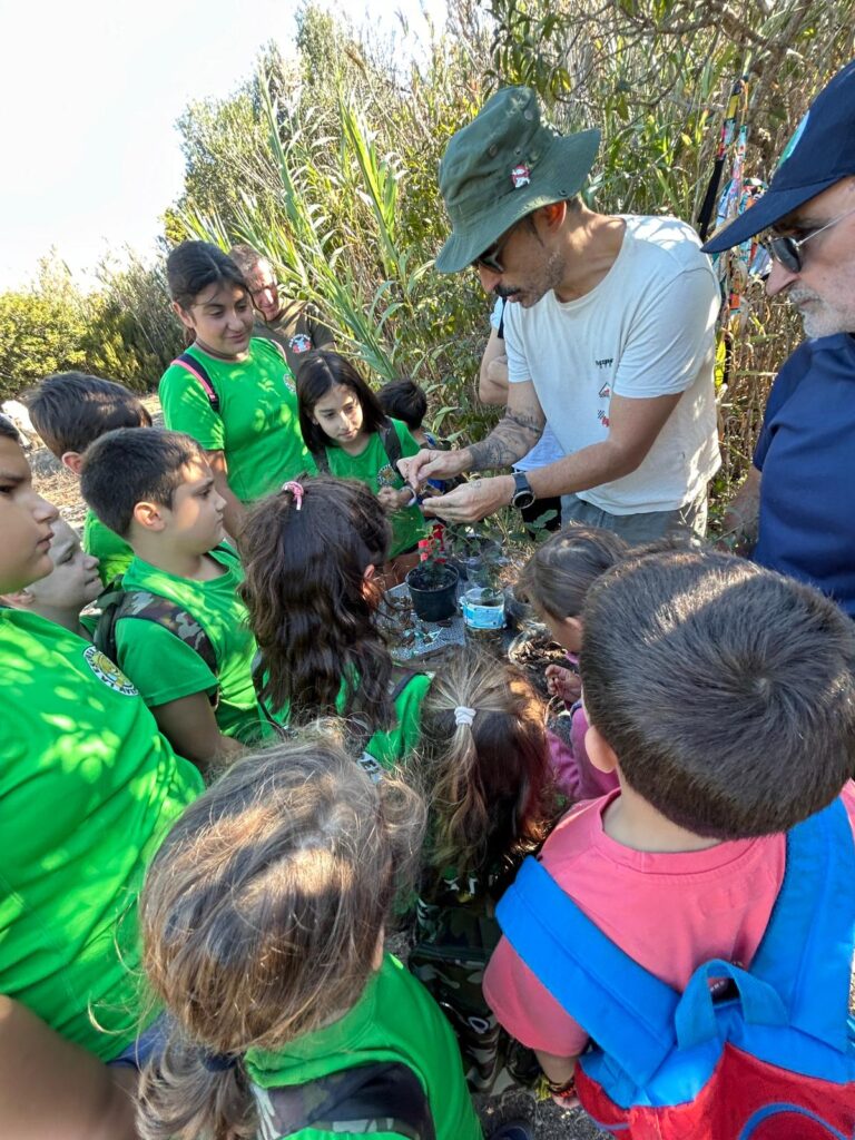 Taller de siembra de semillas de algarrobo